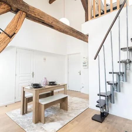 L Eternite De Rimbaud - Proche Place Ducale Apartment *